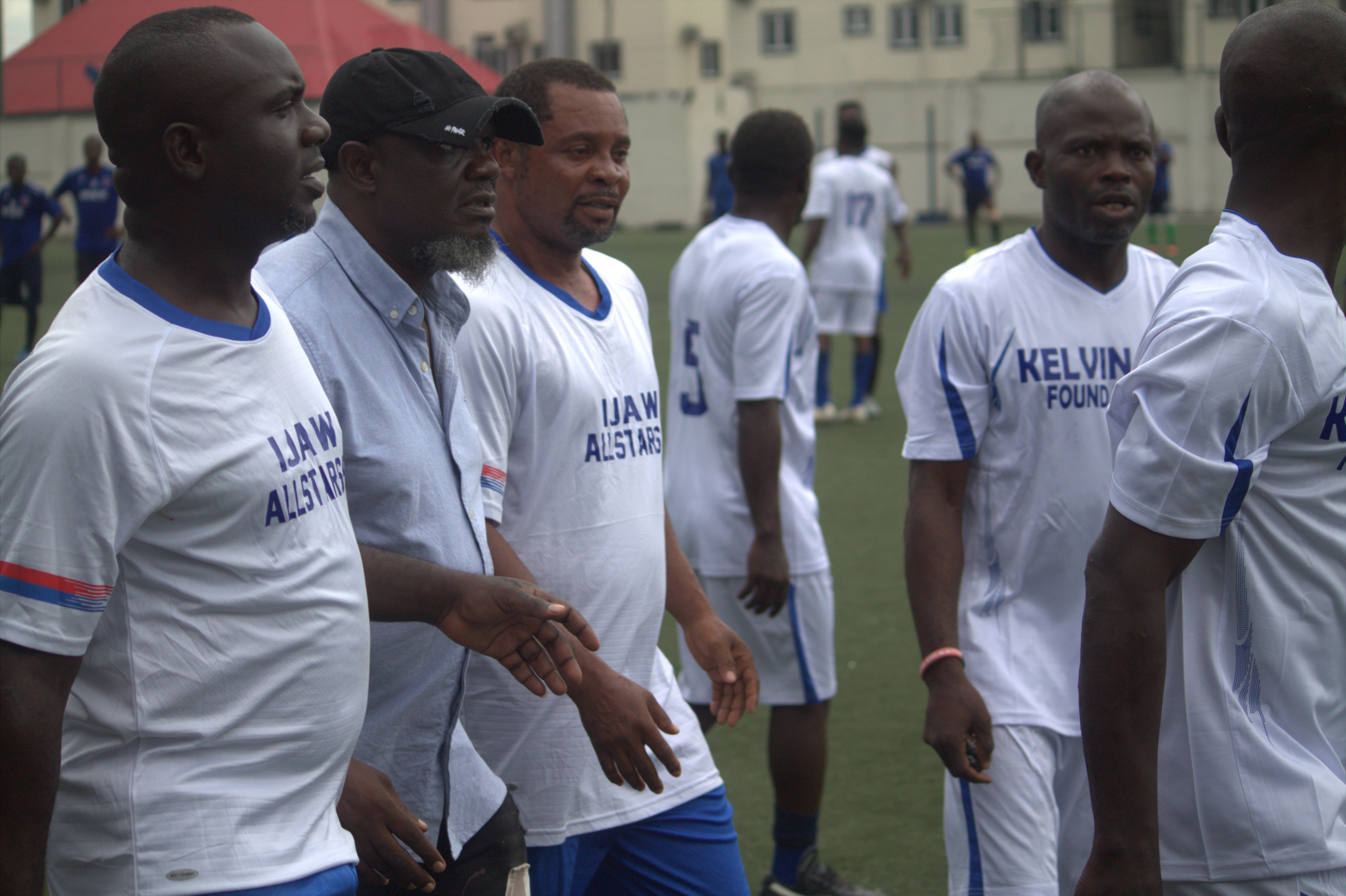 Arite's Guinness World Record attempt for the longest singing hours by an Individual