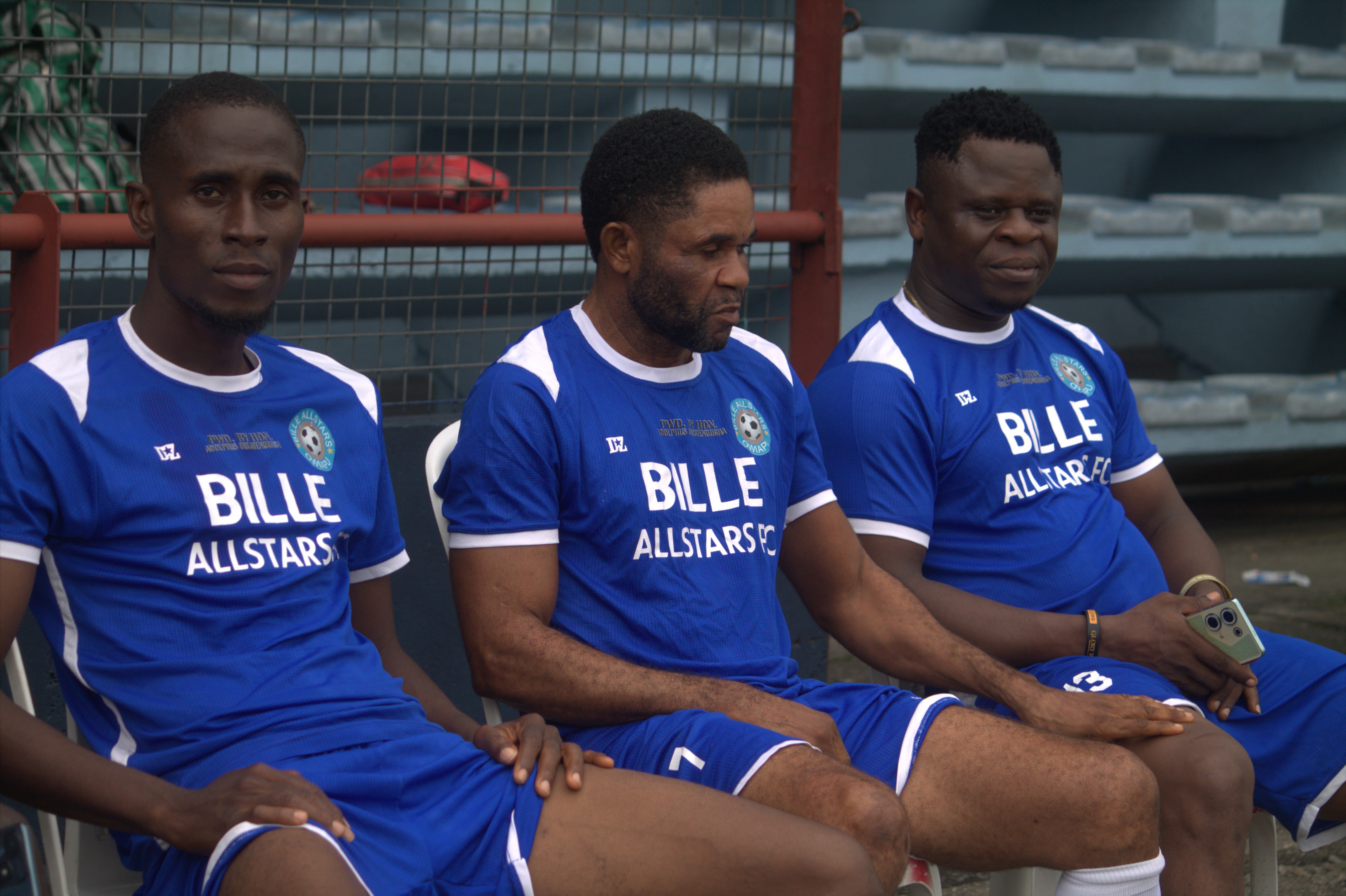 Arite's Guinness World Record attempt for the longest singing hours by an Individual