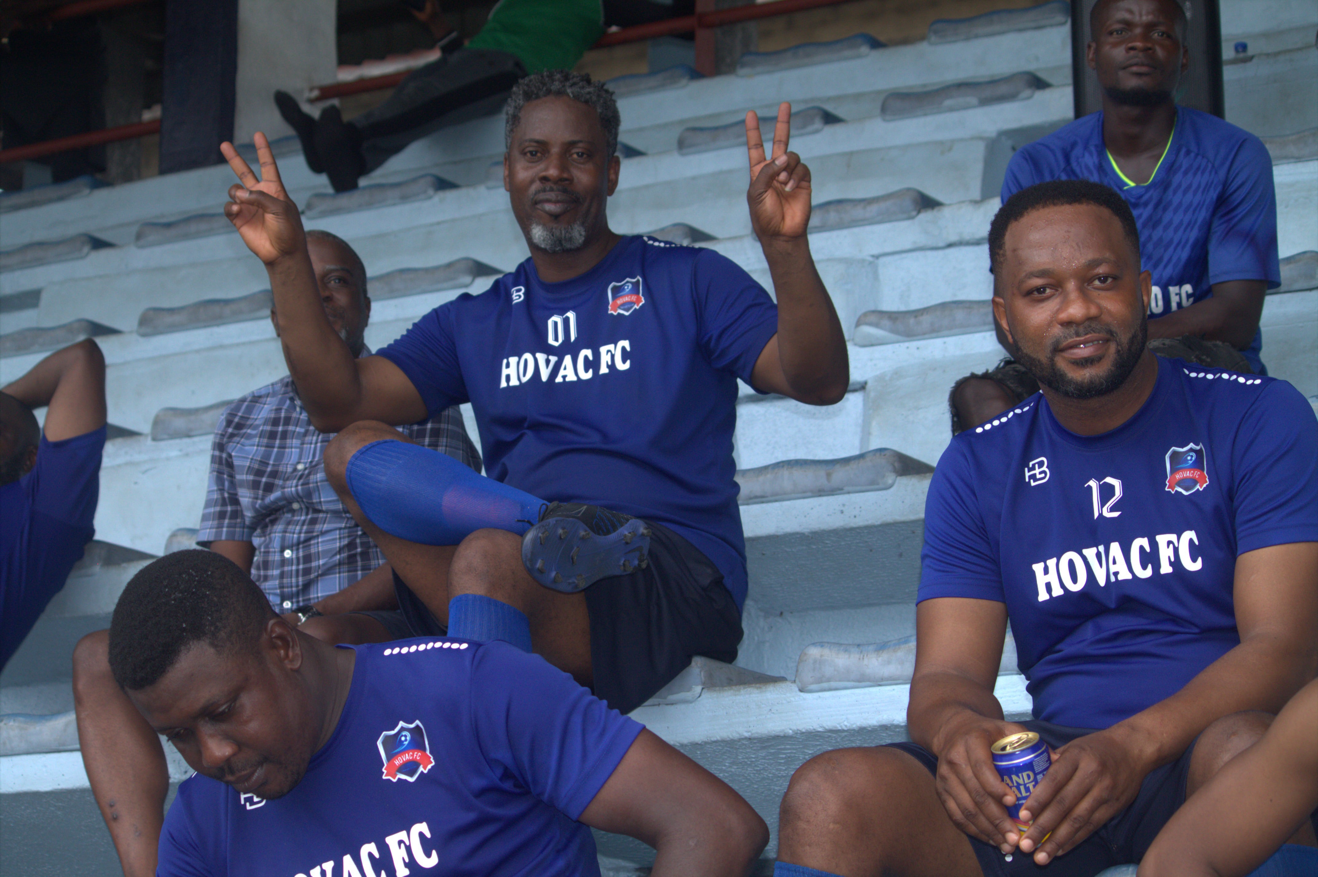 Arite's Guinness World Record attempt for the longest singing hours by an Individual