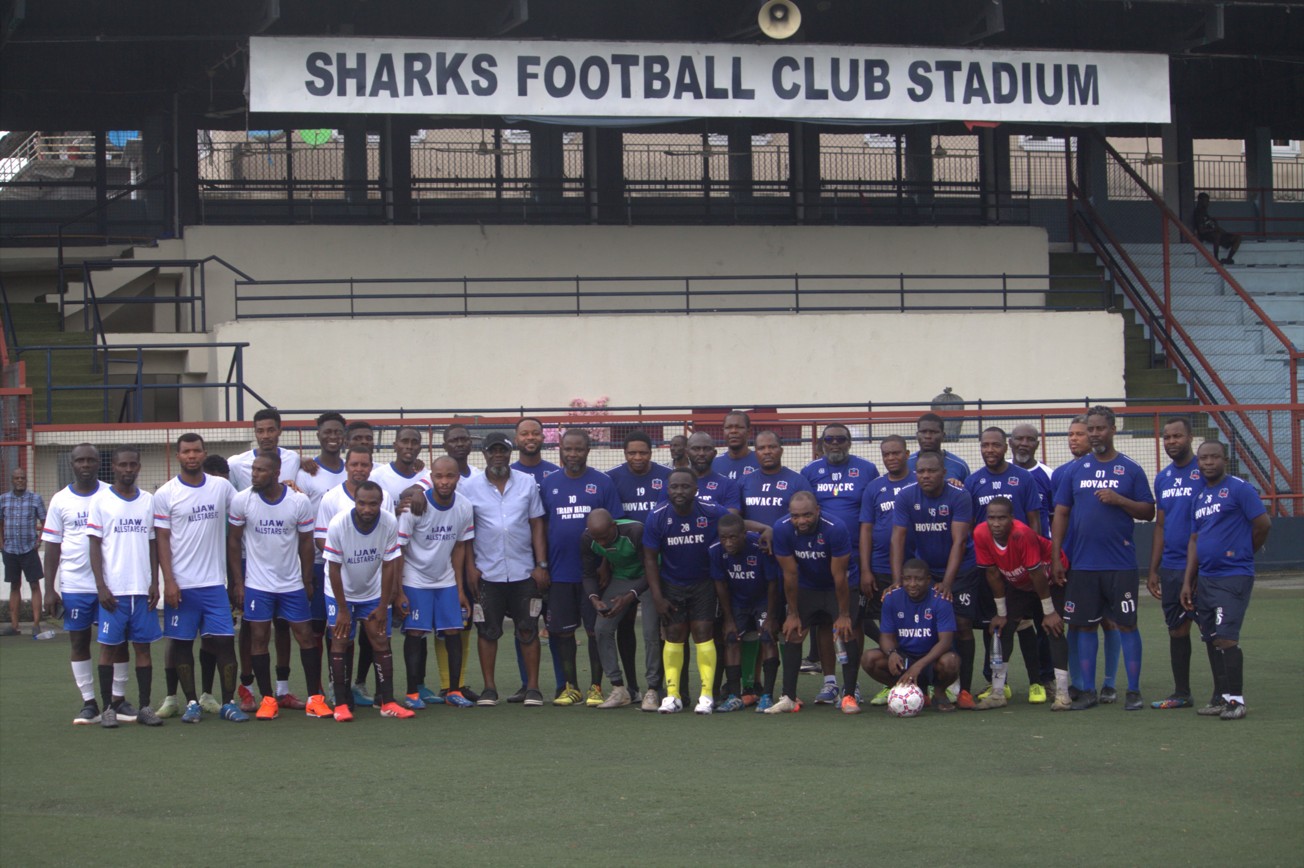 Arite's Guinness World Record attempt for the longest singing hours by an Individual