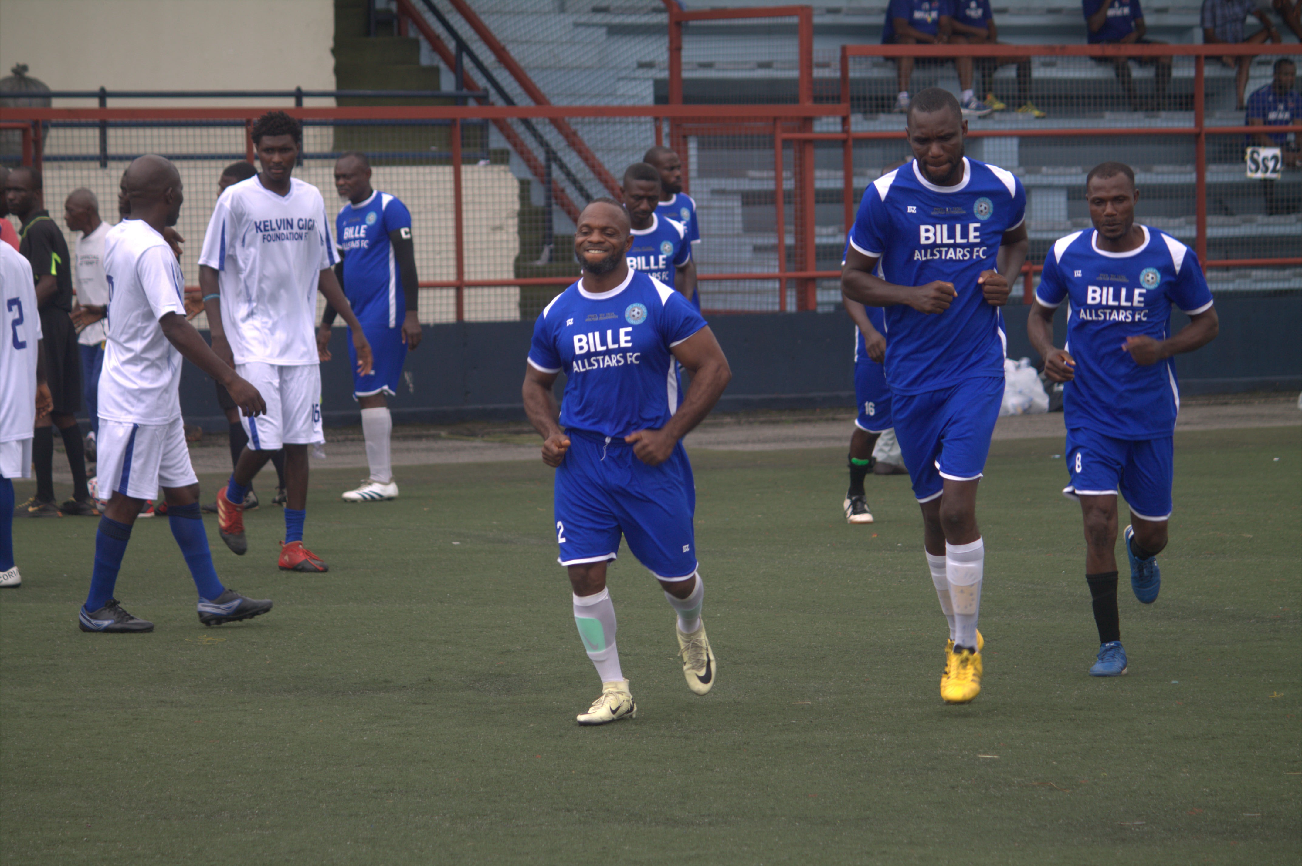 Arite's Guinness World Record attempt for the longest singing hours by an Individual