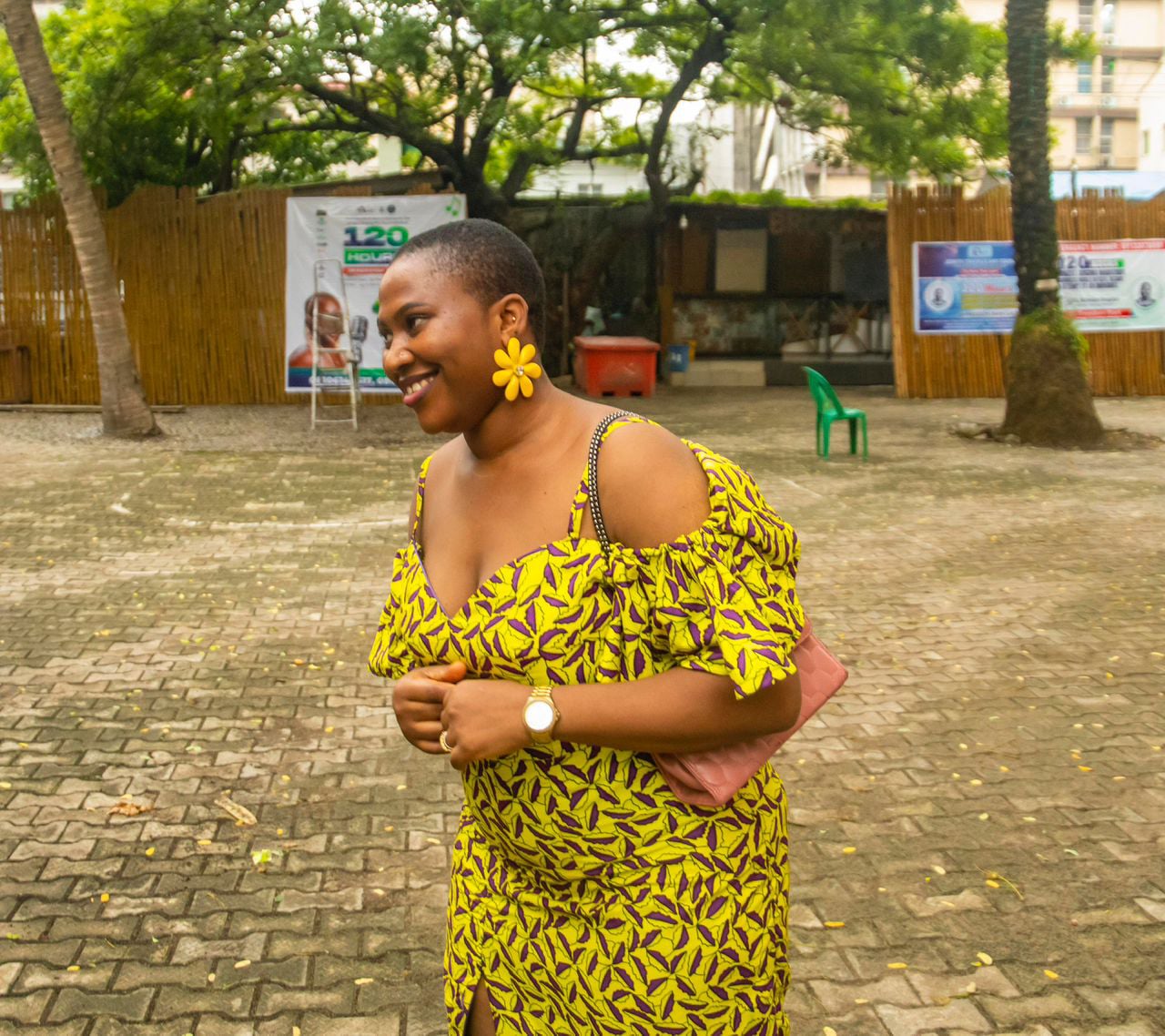 Arite's Guinness World Record attempt for the longest singing hours by an Individual