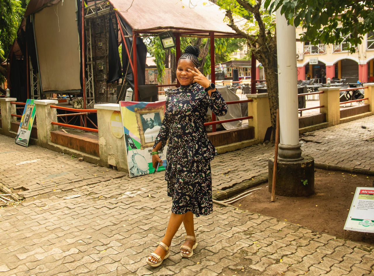 Arite's Guinness World Record attempt for the longest singing hours by an Individual