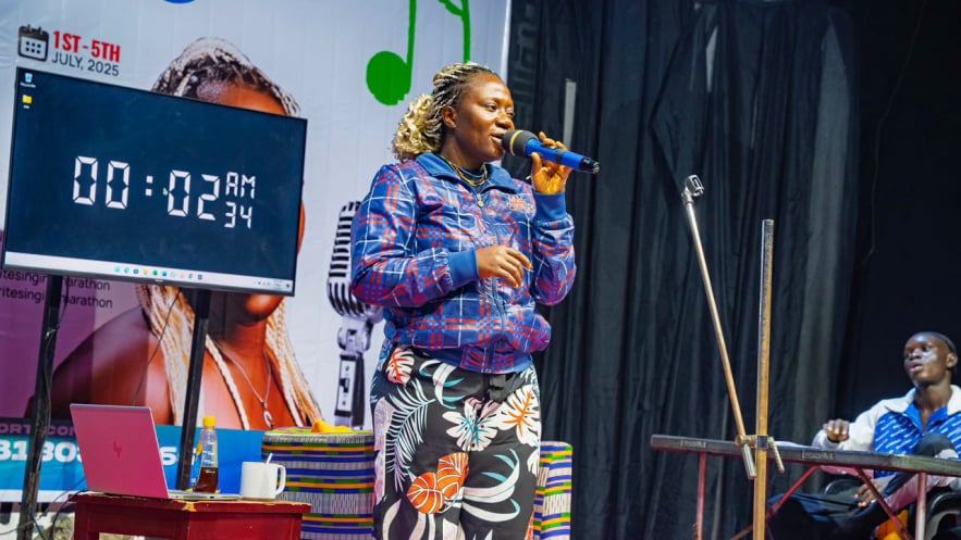 Arite's Guinness World Record attempt for the longest singing hours by an Individual