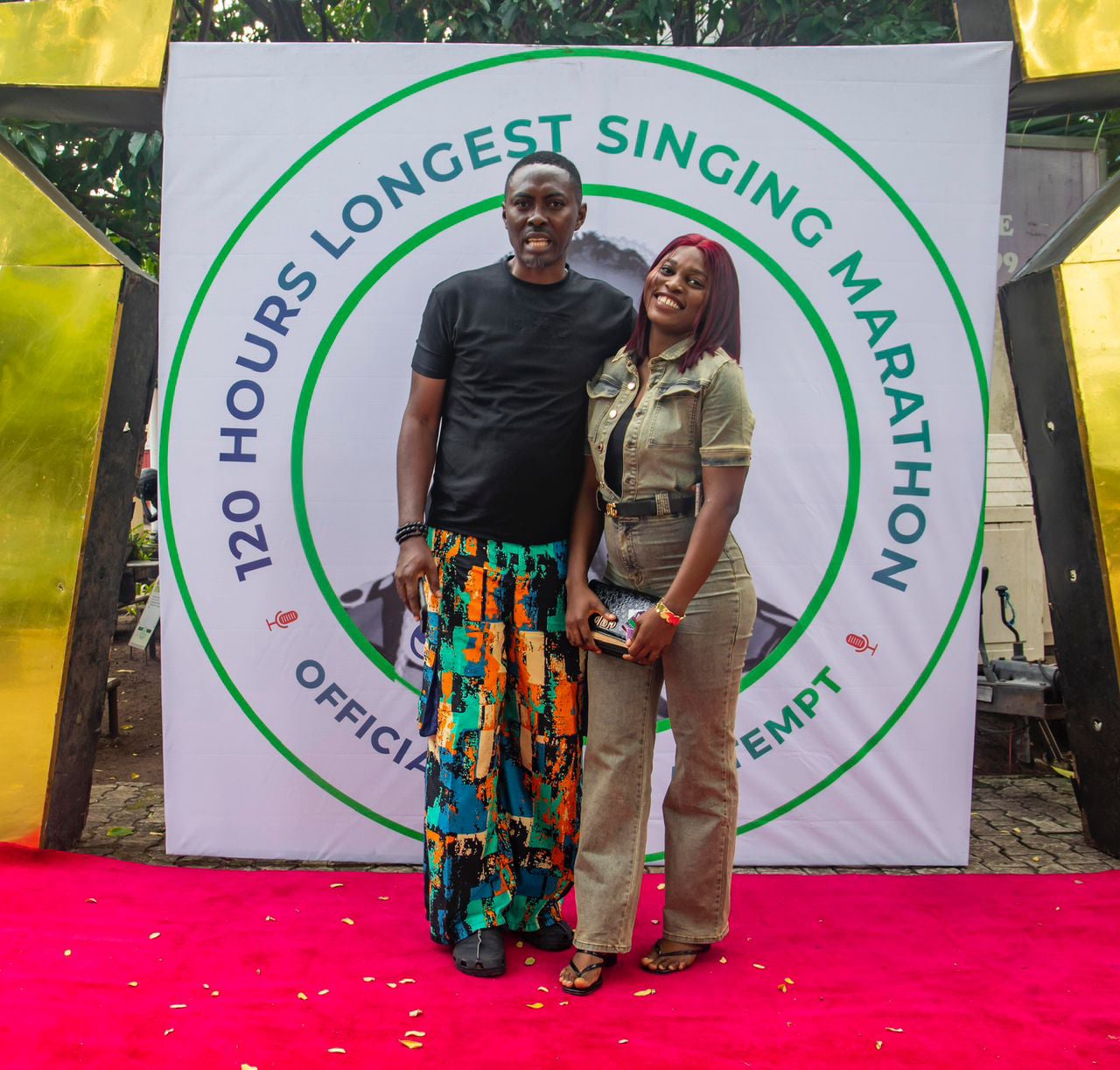 Arite's Guinness World Record attempt for the longest singing hours by an Individual