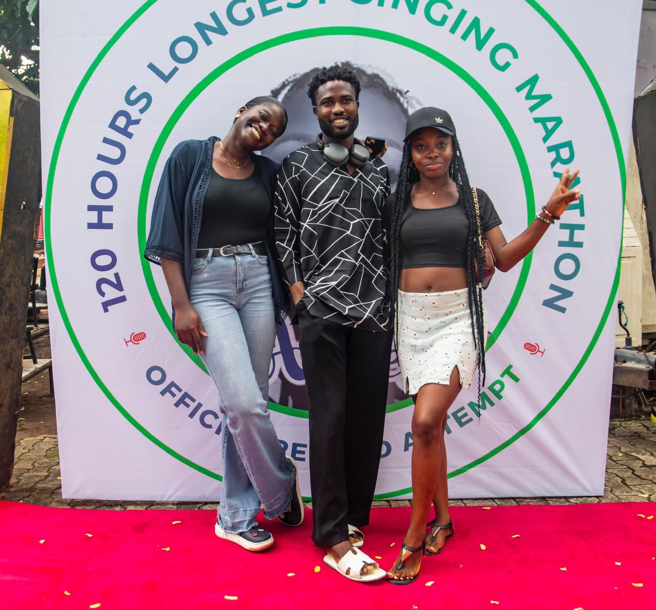 Arite's Guinness World Record attempt for the longest singing hours by an Individual