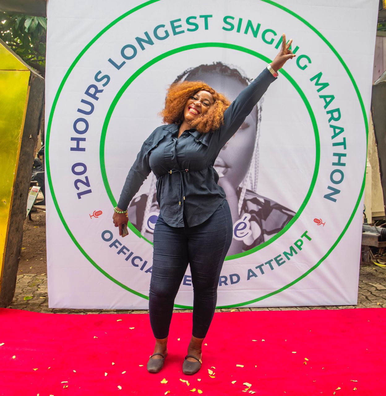 Arite's Guinness World Record attempt for the longest singing hours by an Individual