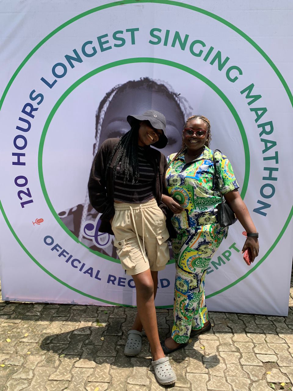 Arite's Guinness World Record attempt for the longest singing hours by an Individual