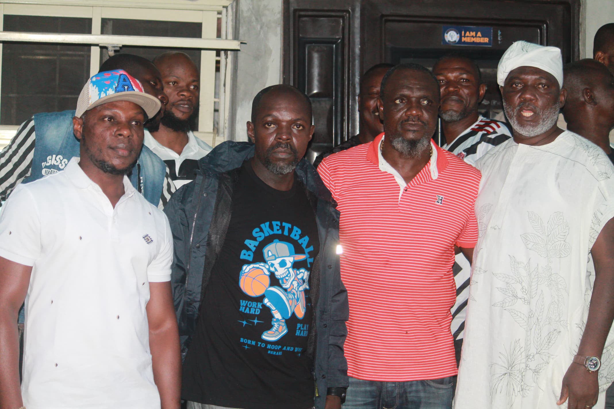 Arite's Guinness World Record attempt for the longest singing hours by an Individual